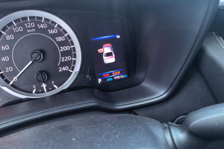 Used Toyota Corolla 2019 1.2T S-CVT GL-i Elite Edition Odometer Close Up