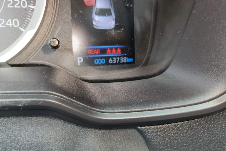 Used Toyota Corolla 2019 1.2T S-CVT GL Pioneer Edition Odometer Close Up