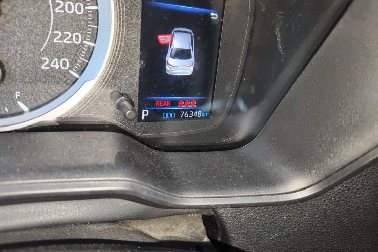 Used Toyota Corolla 2019 1.2T S-CVT GL Pioneer Edition Odometer Close Up