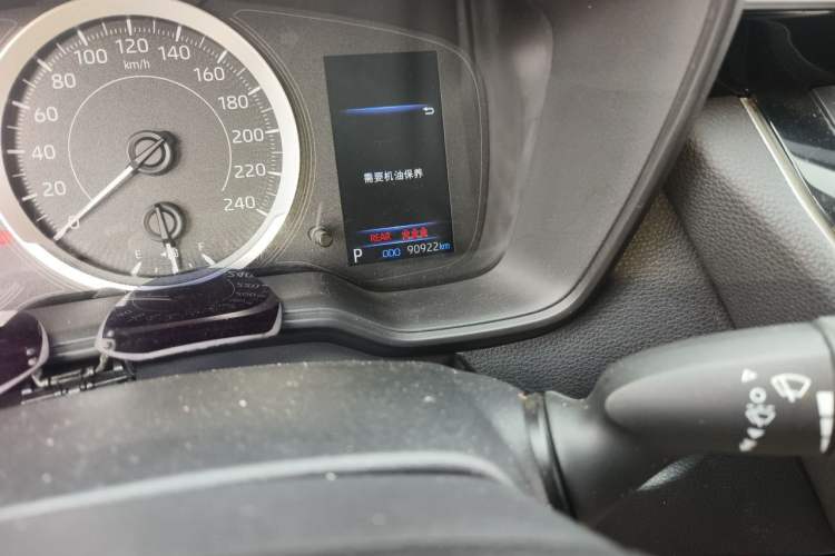 Used Toyota Corolla 2019 1.2T S-CVT GL-i Elite Edition Odometer Close Up