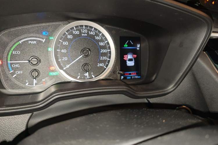 Used Toyota Corolla 2019 Dual-Engine 1.8L E-CVT GL-i Elite Edition Odometer Close Up