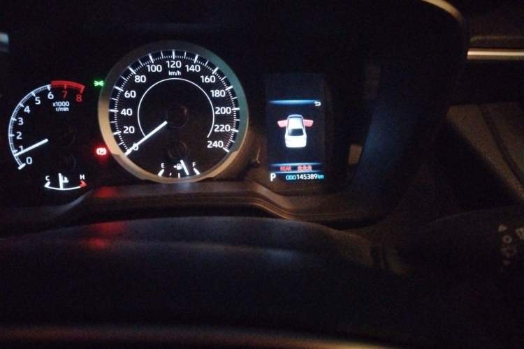 Used Toyota Corolla 2019 1.2T S-CVT GL Pioneer Edition Odometer Close Up