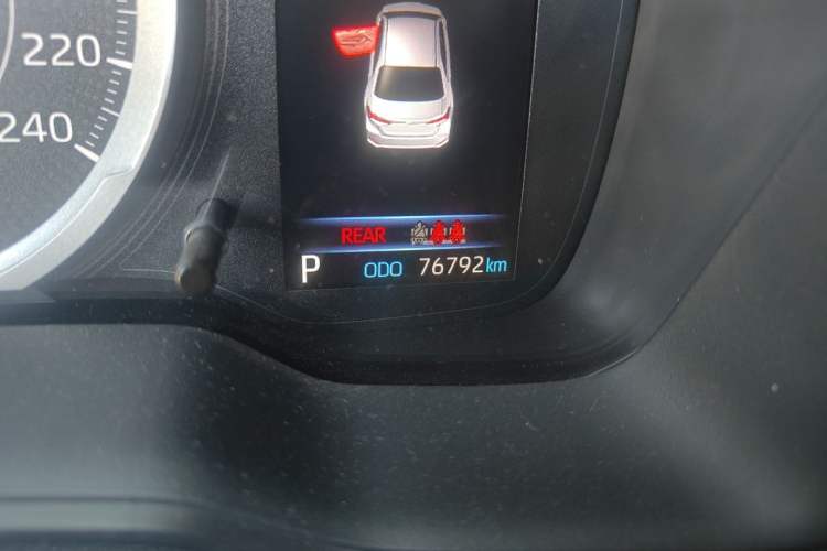 Used Toyota Corolla 2019 1.2T S-CVT GL-i Luxury Edition Odometer Close Up