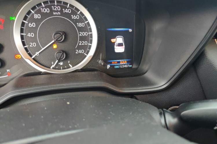 Used Toyota Corolla 2019 1.2T S-CVT GL-i Elite Edition Odometer Close Up