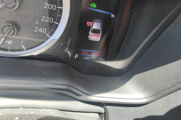 Used Toyota Corolla 2019 Dual-Engine 1.8L E-CVT GL-i Elite Edition Odometer Close Up