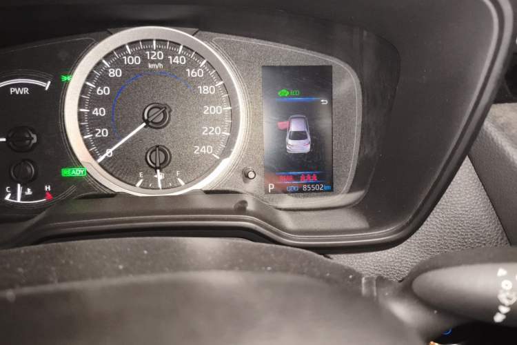 Used Toyota Corolla 2019 Dual-Engine 1.8L E-CVT GL-i Elite Edition Odometer Close Up