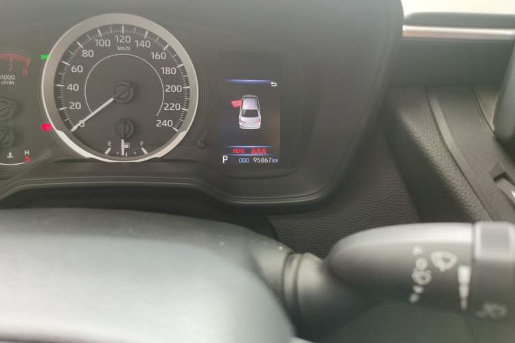 Used Toyota Corolla 2019 1.2T S-CVT GL Pioneer Edition Odometer Close Up