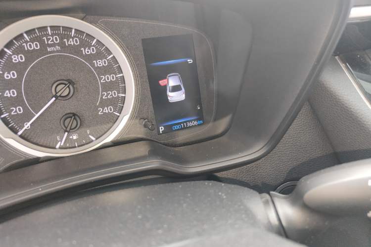 Used Toyota Corolla 2019 1.2T S-CVT GL-i Elite Edition Odometer Close Up