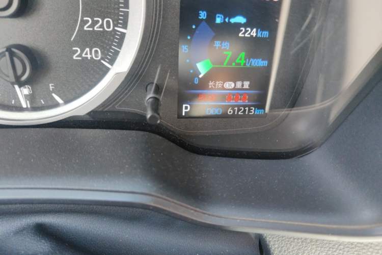 Used Toyota Corolla 2019 1.2T S-CVT GL-i Elite Edition Odometer Close Up
