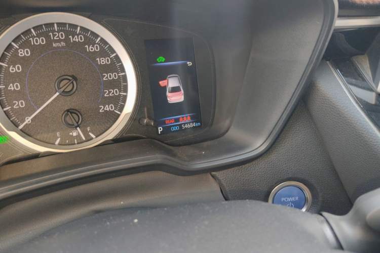 Used Toyota Corolla 2019 Dual-Engine 1.8L E-CVT GL-i Elite Edition Odometer Close Up