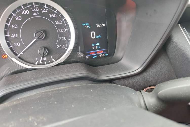 Used Toyota Corolla 2019 1.2T S-CVT GL-i Elite Edition Odometer Close Up