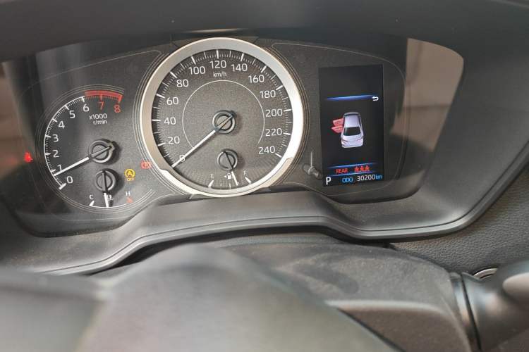 Used Toyota Corolla 2019 1.2T S-CVT GL-i Elite Edition Odometer Close Up