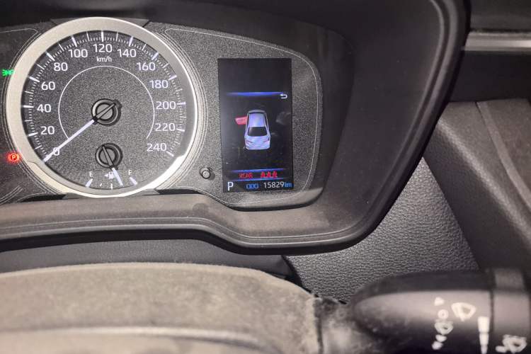 Used Toyota Corolla 2019 1.2T S-CVT GL Pioneer Edition Odometer Close Up