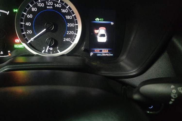 Used Toyota Corolla 2019 Dual-Engine 1.8L E-CVT GL-i Elite Edition Odometer Close Up
