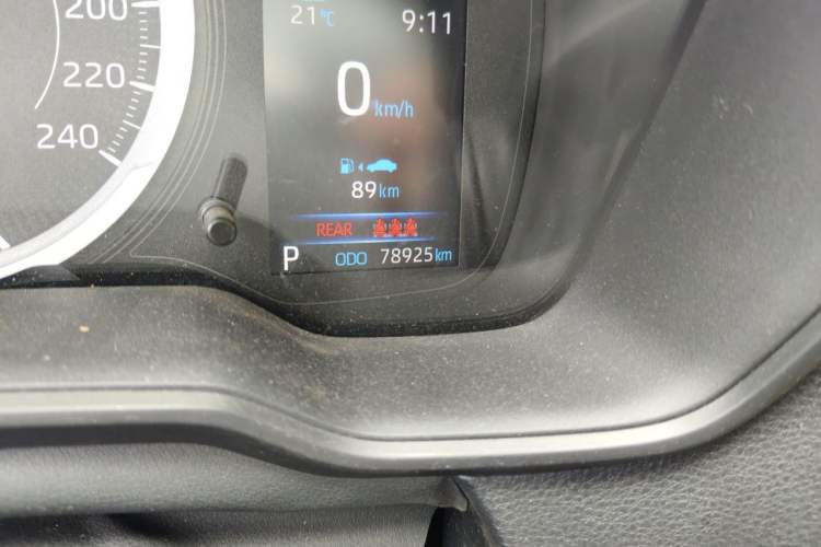 Used Toyota Corolla 2019 1.2T S-CVT GL-i Elite Edition Odometer Close Up
