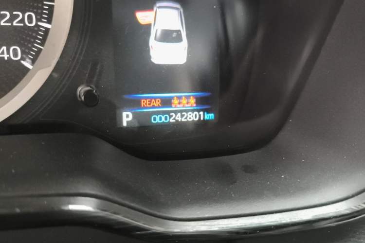 Used Toyota Corolla 2019 Dual-Engine 1.8L E-CVT GL-i Elite Edition Odometer Close Up