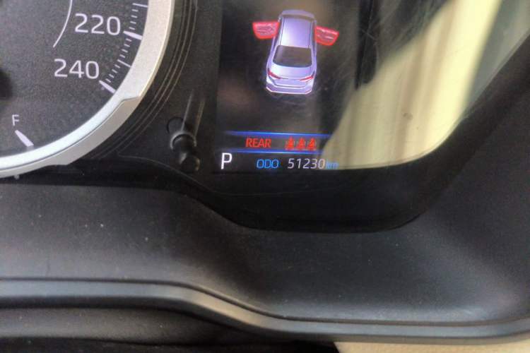 Used Toyota Corolla 2019 1.2T S-CVT GL Pioneer Edition Odometer Close Up