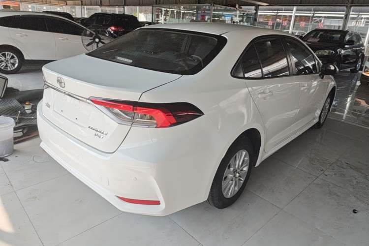 Used Toyota Corolla 2019 1.2T S-CVT GL Pioneer Edition Rear Right 45 Deg