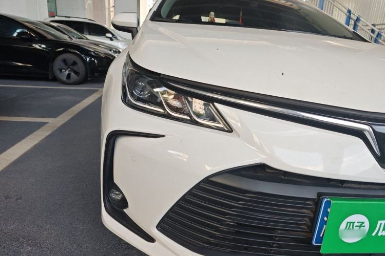 Used Toyota Corolla 2019 1.2T S-CVT GL Pioneer Edition Right Front Headlight