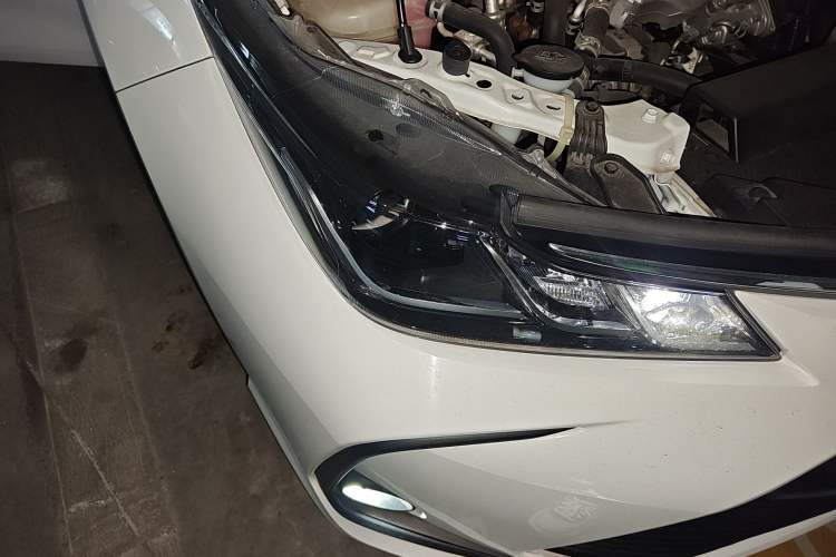 Used Toyota Corolla 2019 1.2T S-CVT GL-i Elite Edition Right Front Headlight