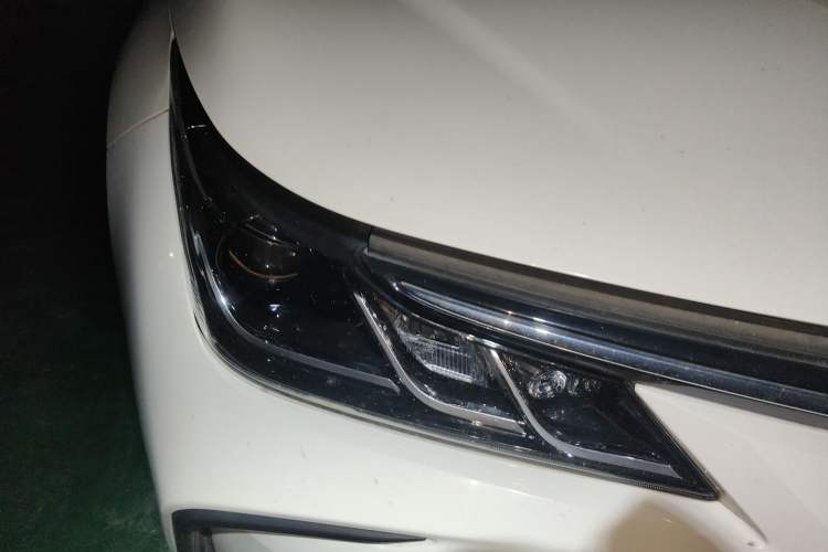 Used Toyota Corolla 2019 1.2T S-CVT GL-i Elite Edition Right Front Headlight