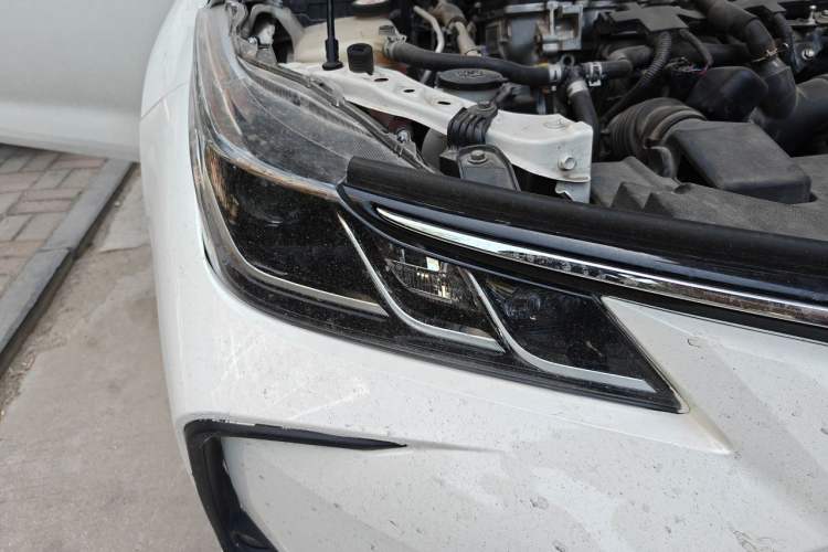Used Toyota Corolla 2019 Dual-Engine 1.8L E-CVT GL-i Elite Edition Right Front Headlight