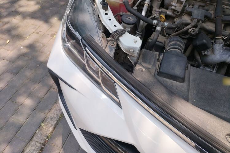 Used Toyota Corolla 2019 Dual-Engine 1.8L E-CVT GL-i Elite Edition Right Front Headlight