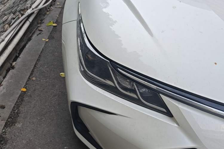 Used Toyota Corolla 2019 Dual-Engine 1.8L E-CVT GL-i Elite Edition Right Front Headlight