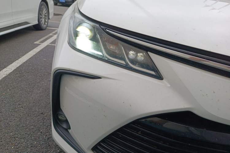 Used Toyota Corolla 2019 1.2T S-CVT GL-i Elite Edition Right Front Headlight