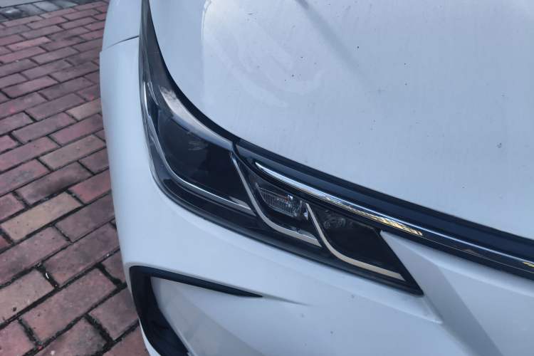 Used Toyota Corolla 2019 Dual-Engine 1.8L E-CVT GL-i Elite Edition Right Front Headlight