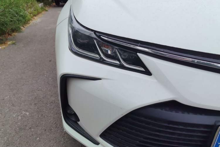 Used Toyota Corolla 2019 Dual-Engine 1.8L E-CVT GL-i Pioneer Edition Right Front Headlight