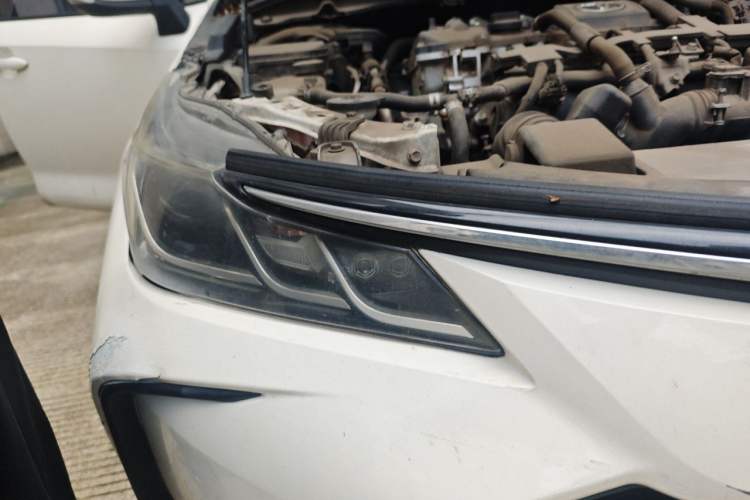 Used Toyota Corolla 2019 Dual-Engine 1.8L E-CVT GL-i Pioneer Edition Right Front Headlight