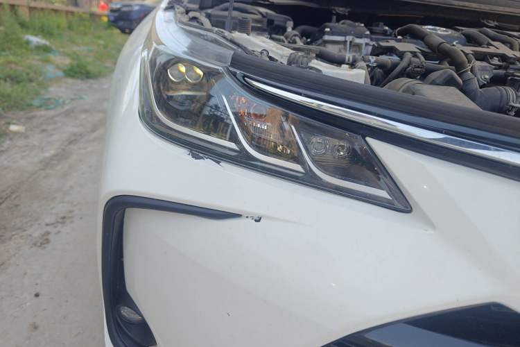 Used Toyota Corolla 2019 Dual-Engine 1.8L E-CVT GL-i Elite Edition Right Front Headlight