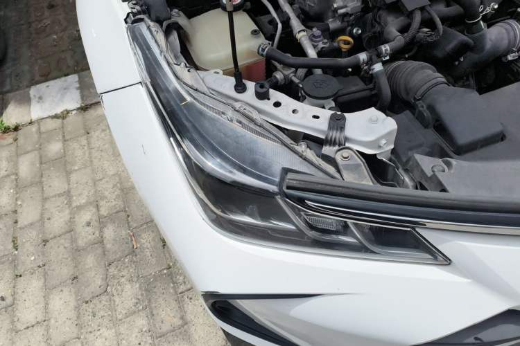 Used Toyota Corolla 2019 Dual-Engine 1.8L E-CVT GL-i Pioneer Edition Right Front Headlight