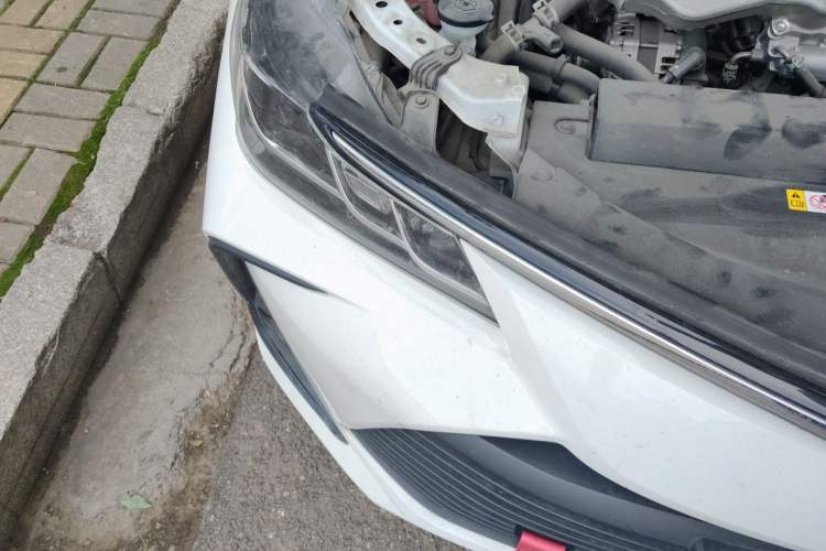 Used Toyota Corolla 2019 1.2T S-CVT GL Pioneer Edition Right Front Headlight