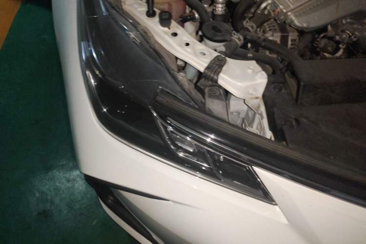 Used Toyota Corolla 2019 1.2T S-CVT GL-i Luxury Edition Right Front Headlight