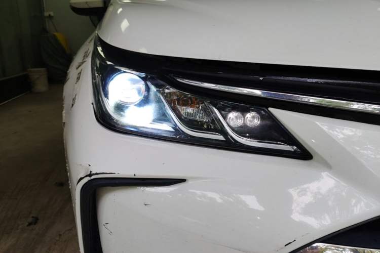 Used Toyota Corolla 2019 1.2T S-CVT GL Pioneer Edition Right Front Headlight