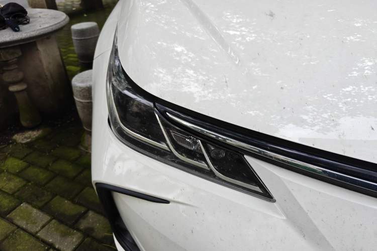 Used Toyota Corolla 2019 Dual-Engine 1.8L E-CVT GL-i Elite Edition Right Front Headlight