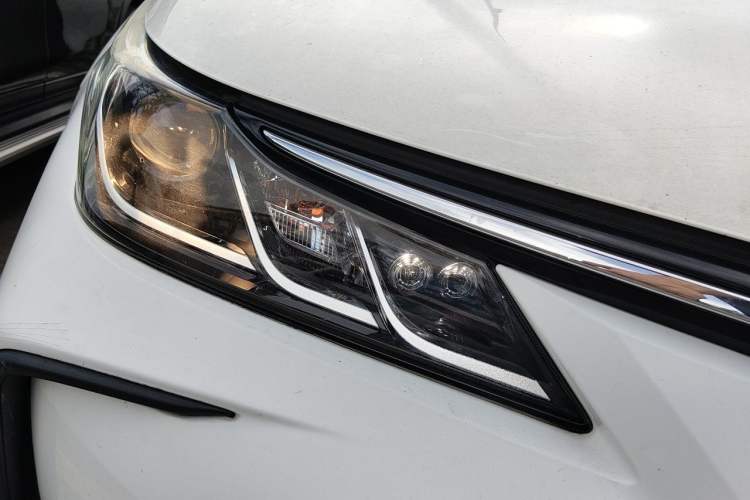 Used Toyota Corolla 2019 1.2T S-CVT GL-i Elite Edition Right Front Headlight