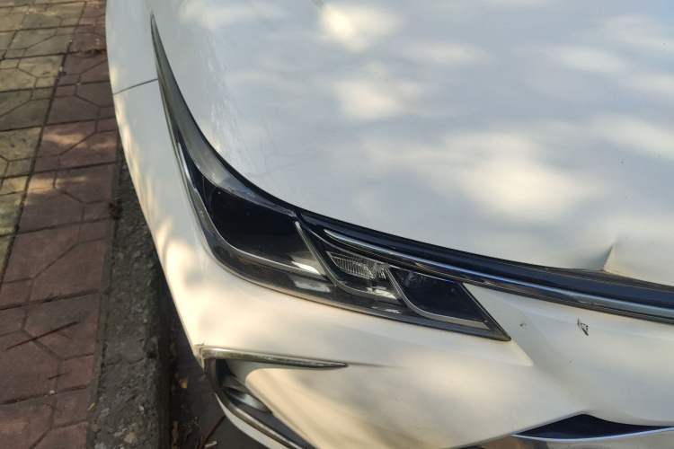 Used Toyota Corolla 2019 Dual-Engine 1.8L E-CVT GL-i Elite Edition Right Front Headlight
