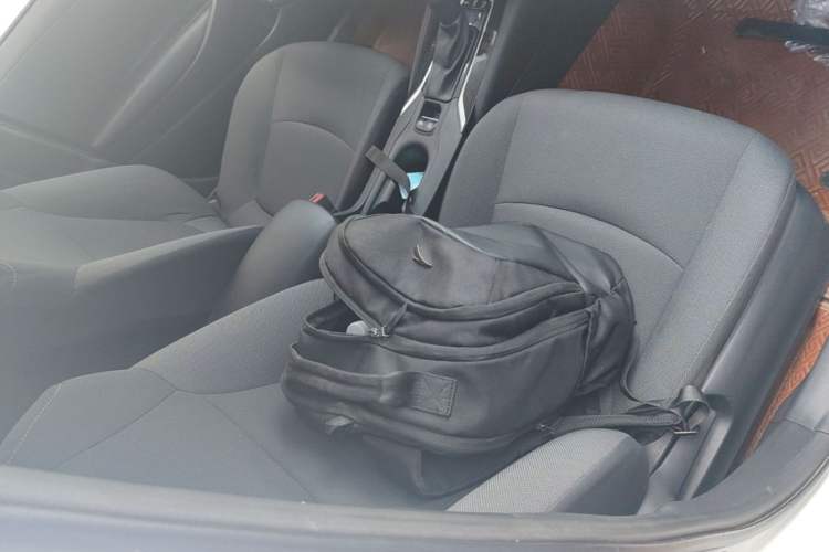 Used Toyota Corolla 2019 1.2T S-CVT GL Pioneer Edition Right Front Seat