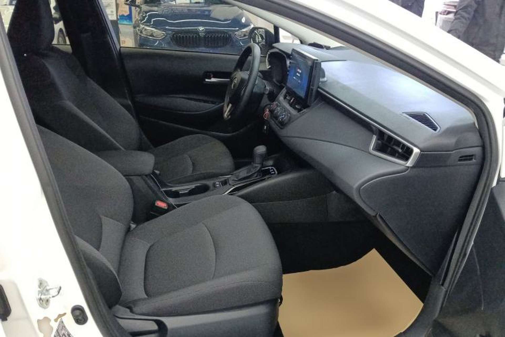 Used Toyota Corolla 2019 1.2T S-CVT GL Pioneer Edition Right Front Seat