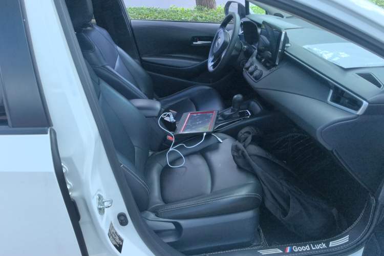 Used Toyota Corolla 2019 1.2T S-CVT GL Pioneer Edition Right Front Seat