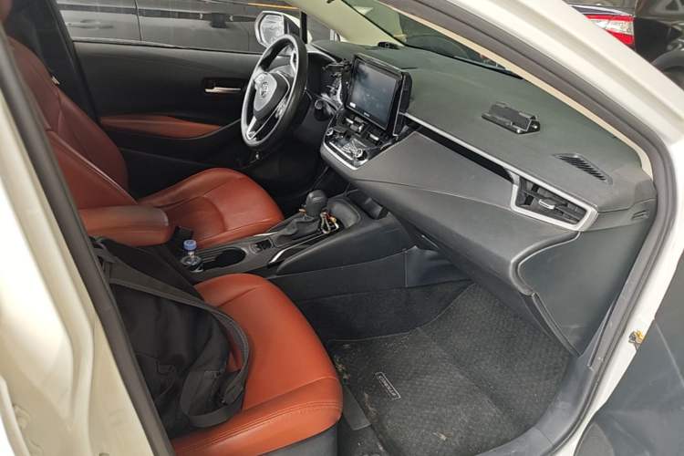 Used Toyota Corolla 2019 1.2T S-CVT GL-i Elite Edition Right Front Seat