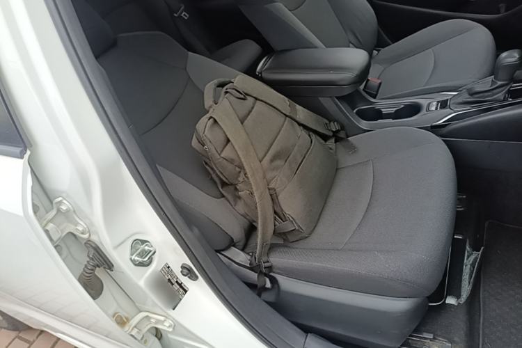 Used Toyota Corolla 2019 1.2T S-CVT GL Pioneer Edition Right Front Seat