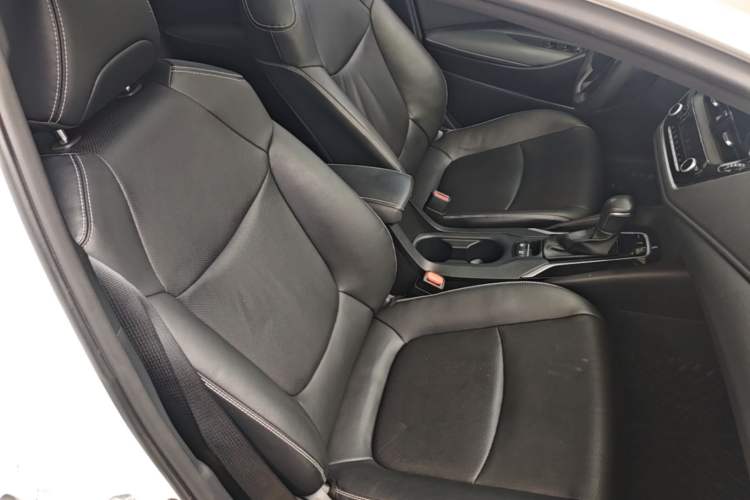 Used Toyota Corolla 2019 1.2T S-CVT GL-i Luxury Edition Right Front Seat