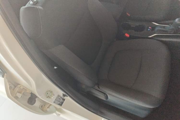 Used Toyota Corolla 2019 1.2T S-CVT GL Pioneer Edition Right Front Seat