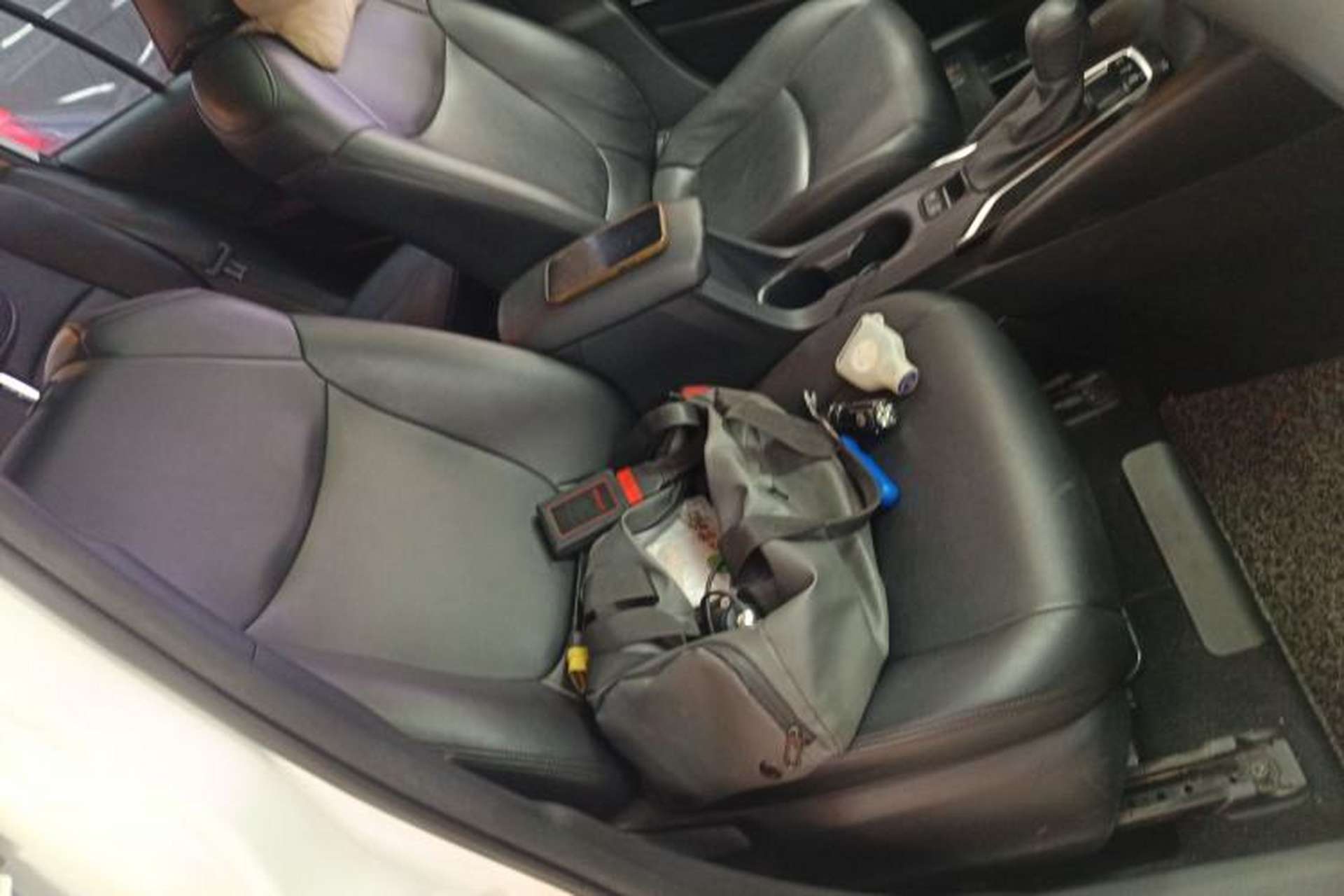 Used Toyota Corolla 2019 Dual-Engine 1.8L E-CVT GL-i Elite Edition Right Front Seat