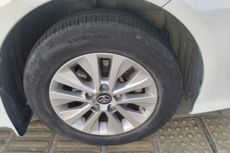 Used Toyota Corolla 2019 Dual-Engine 1.8L E-CVT GL-i Pioneer Edition Right Front Wheel Hub