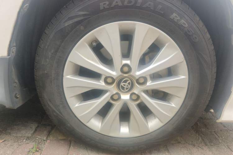 Used Toyota Corolla 2019 1.2T S-CVT GL-i Elite Edition Right Front Wheel Hub